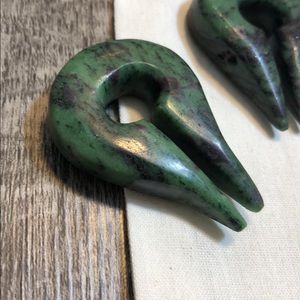 Evolve aprx. 1/2” River Stone Veined Weights